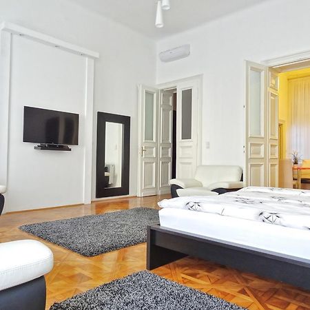 בודפשט Erzsebet Boulevard Apartment חדר תמונה