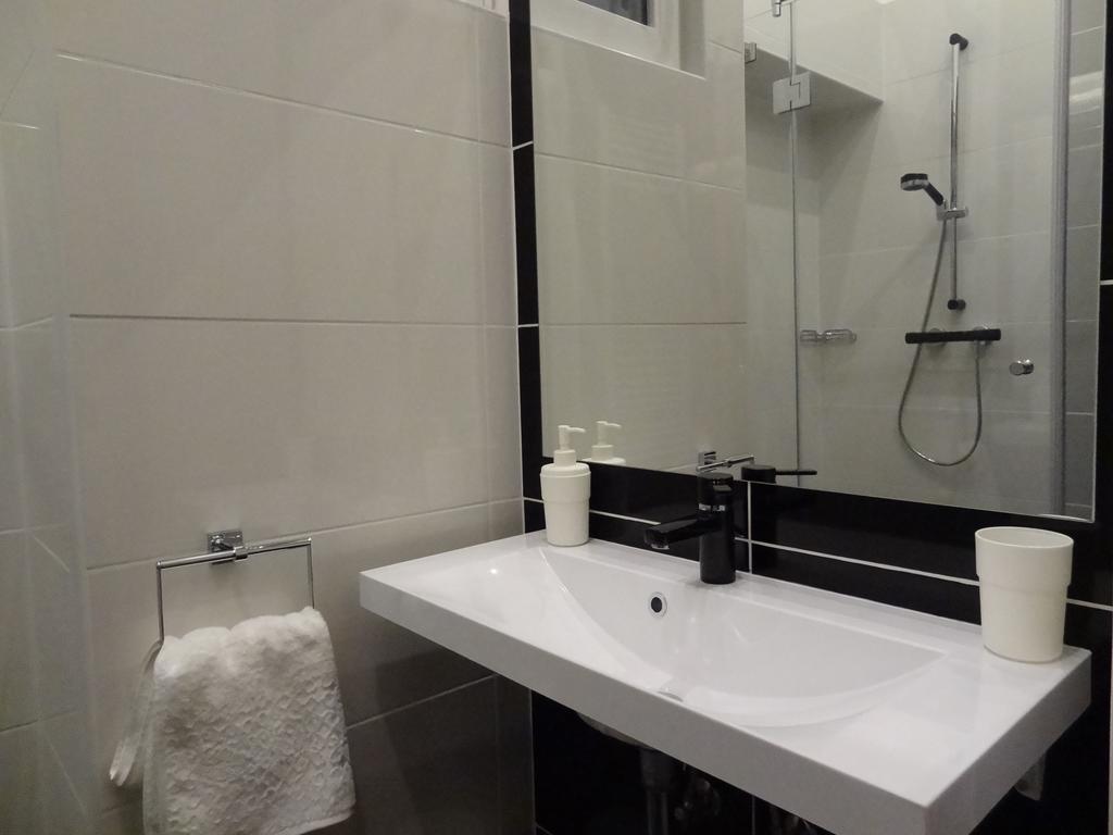 בודפשט Erzsebet Boulevard Apartment חדר תמונה